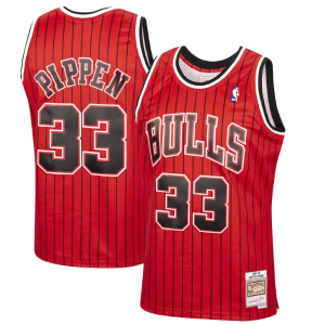 Men's Chicago Bulls Scottie Pippen Mitchell & Ness Hardwood Classics Reload 2.0 Swingman Jersey - Red